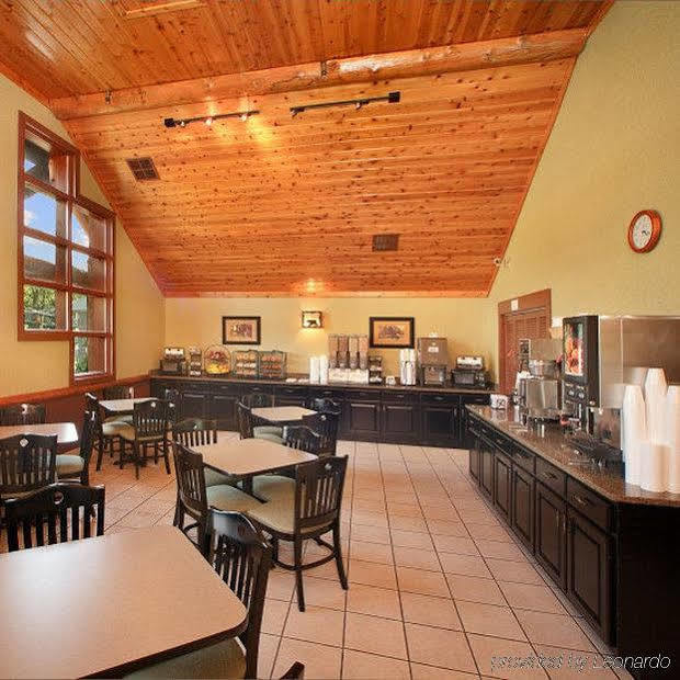 Bearskin Lodge On The River Gatlinburg Restaurang bild